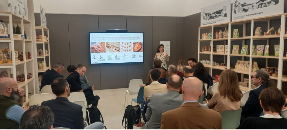 Attendees at the organic pasta demonstrator workshop