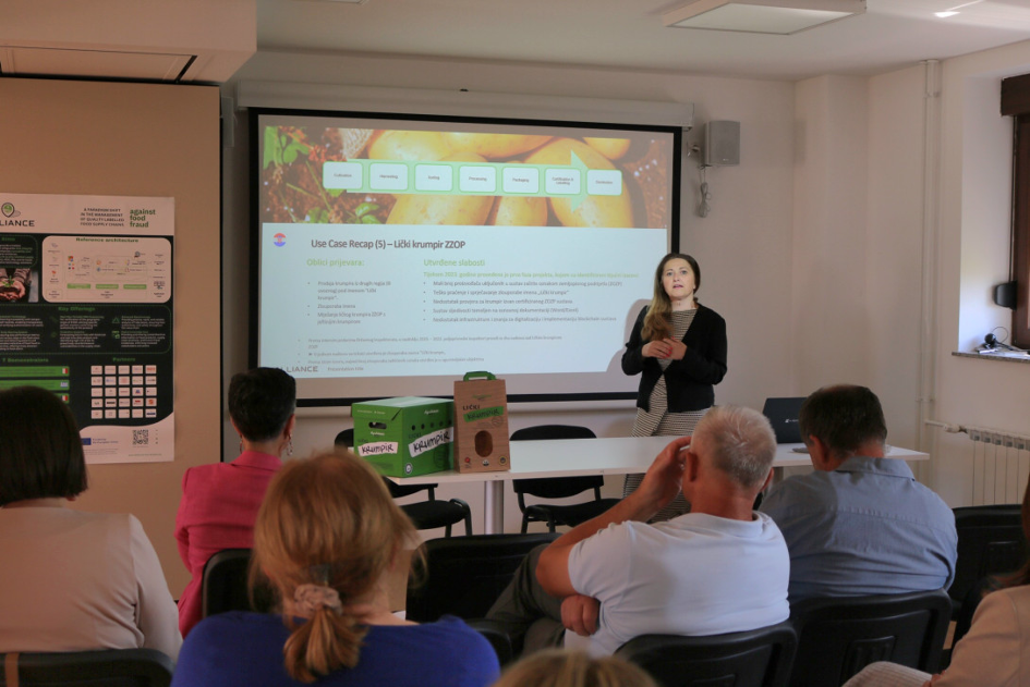 Presenter at the Lika Potato demonstrator workshop